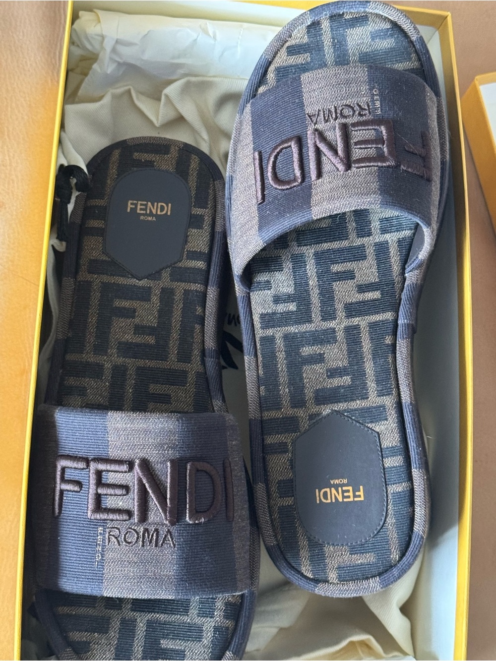 Fendi Sunshine Pequin Striped Platform Sandals - Picture 7 of 9